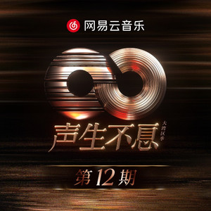 打屁股美女脱掉蕾丝
